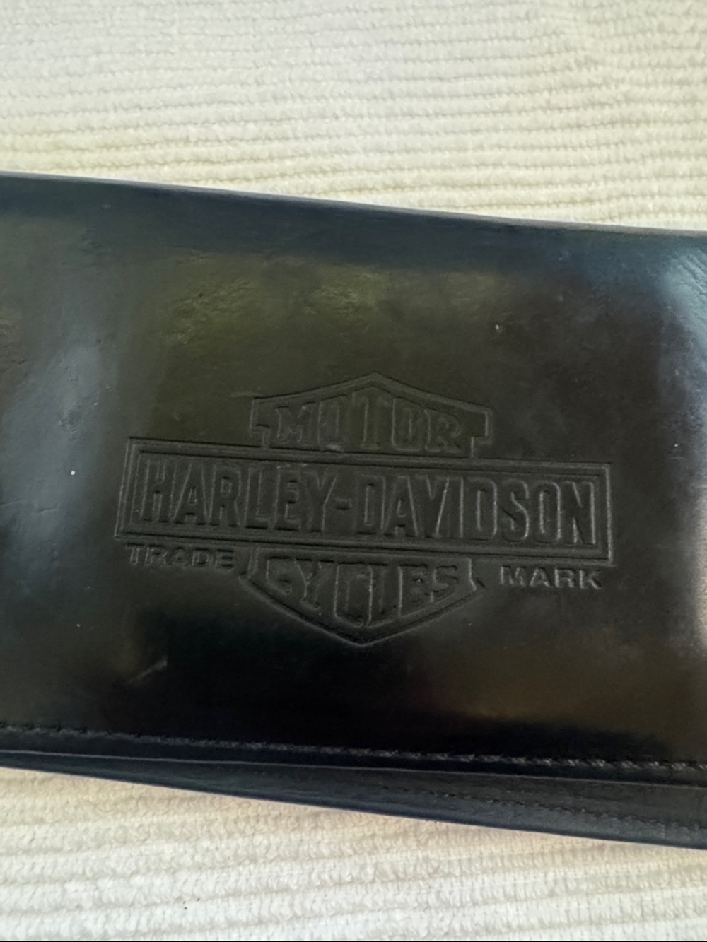 Harley-Davidson leather bifold biker wallet wit embossed Bar & Shield logo - Picture 2 of 7